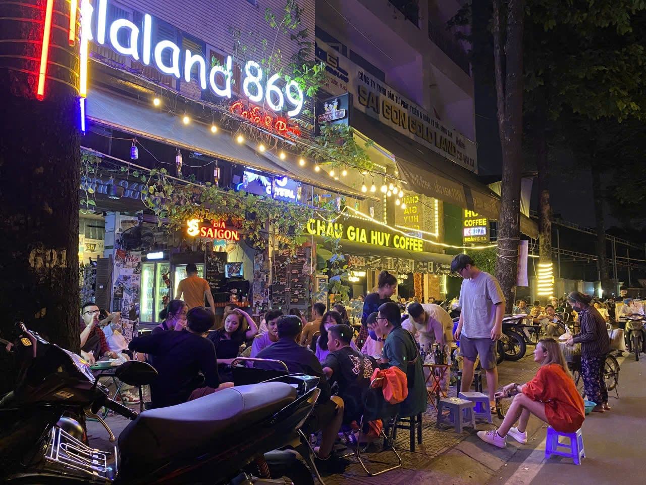 vietnam craft beer bar street