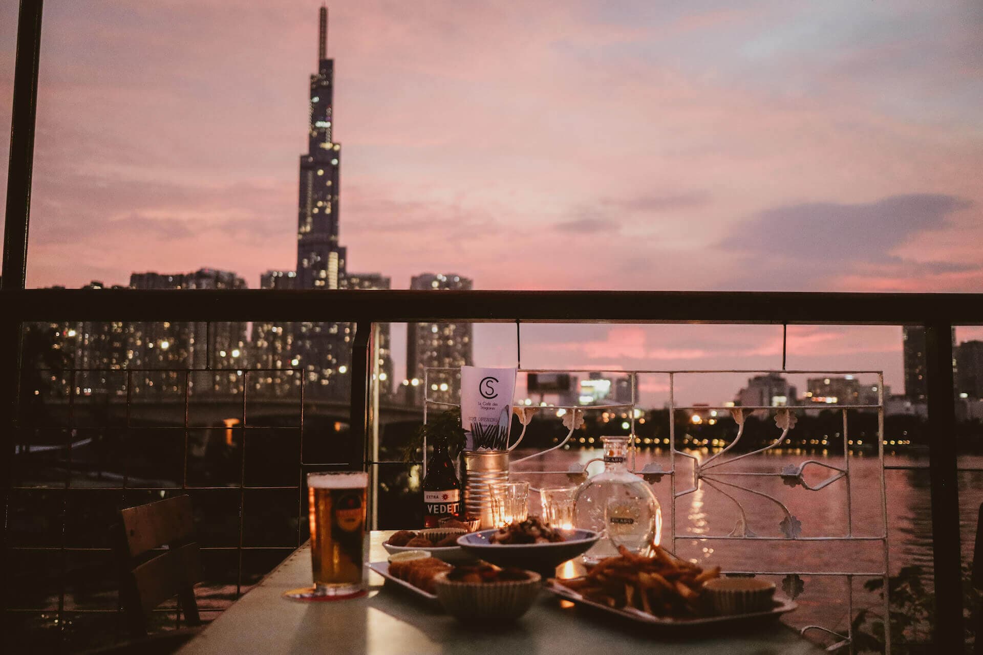 Le Café des Stagiaires hcmc saigon vietnam