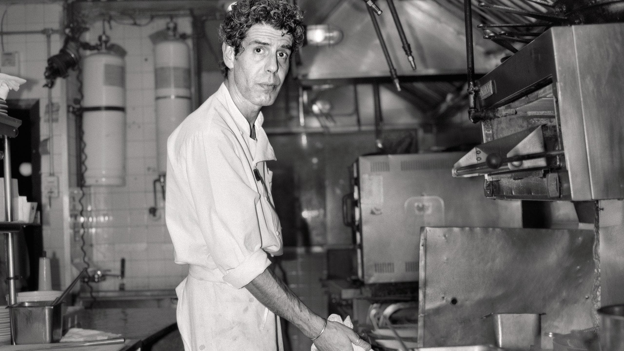 anthony bourdain new york city kitchen