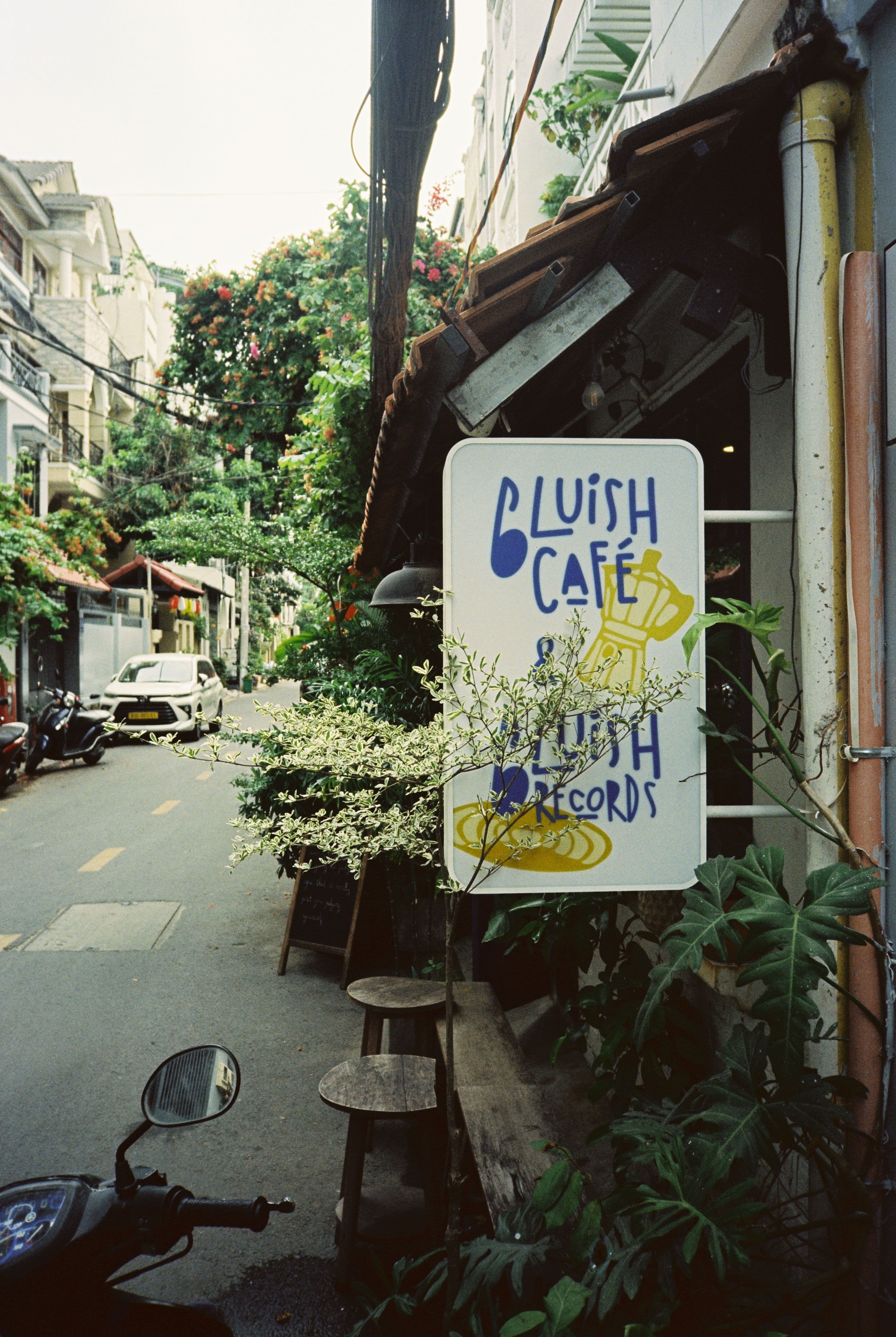 bluish cafe HCMC thao dien Saigon Vietnam