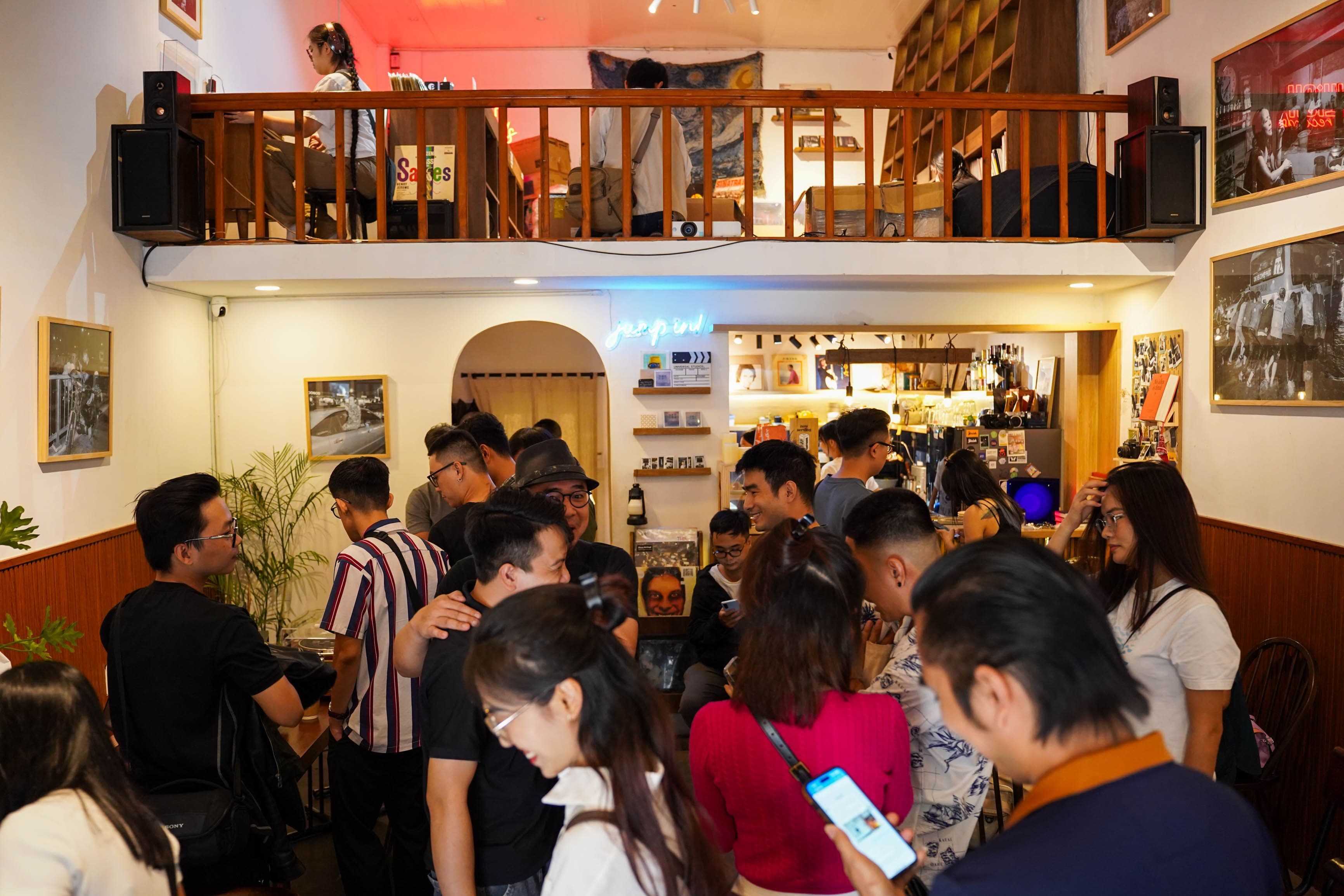 bluish records bluish cafe saigon