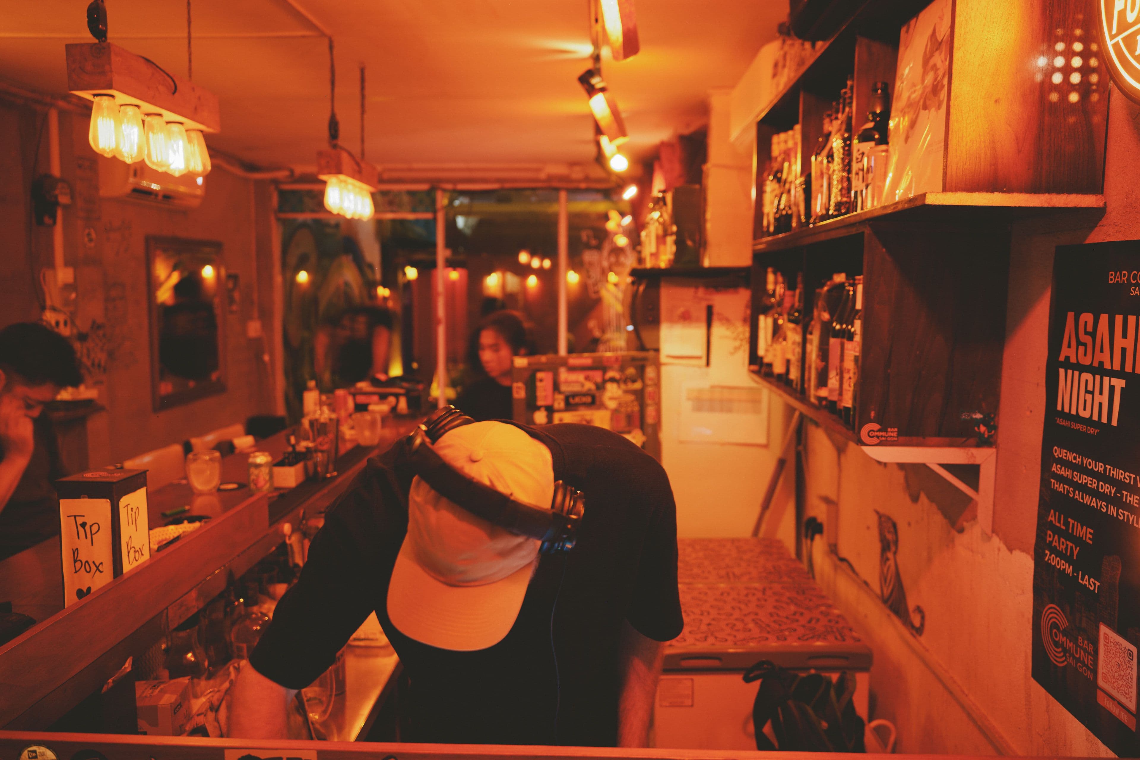 bar commune japan town saigon japanese bar nightlife