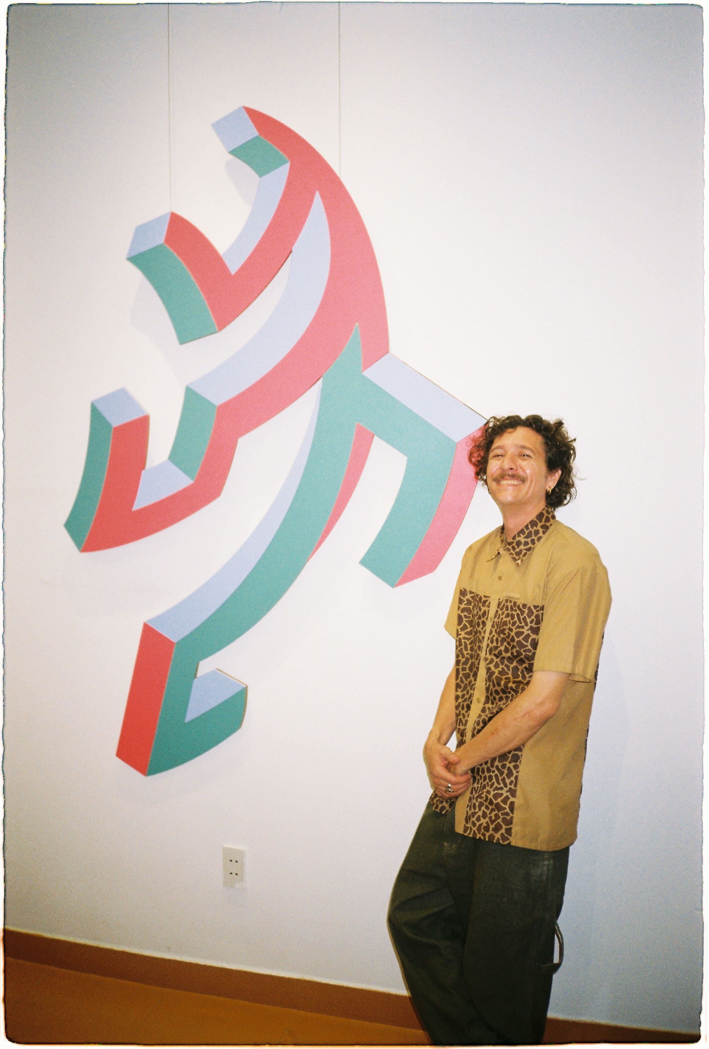 dano standing next to art 