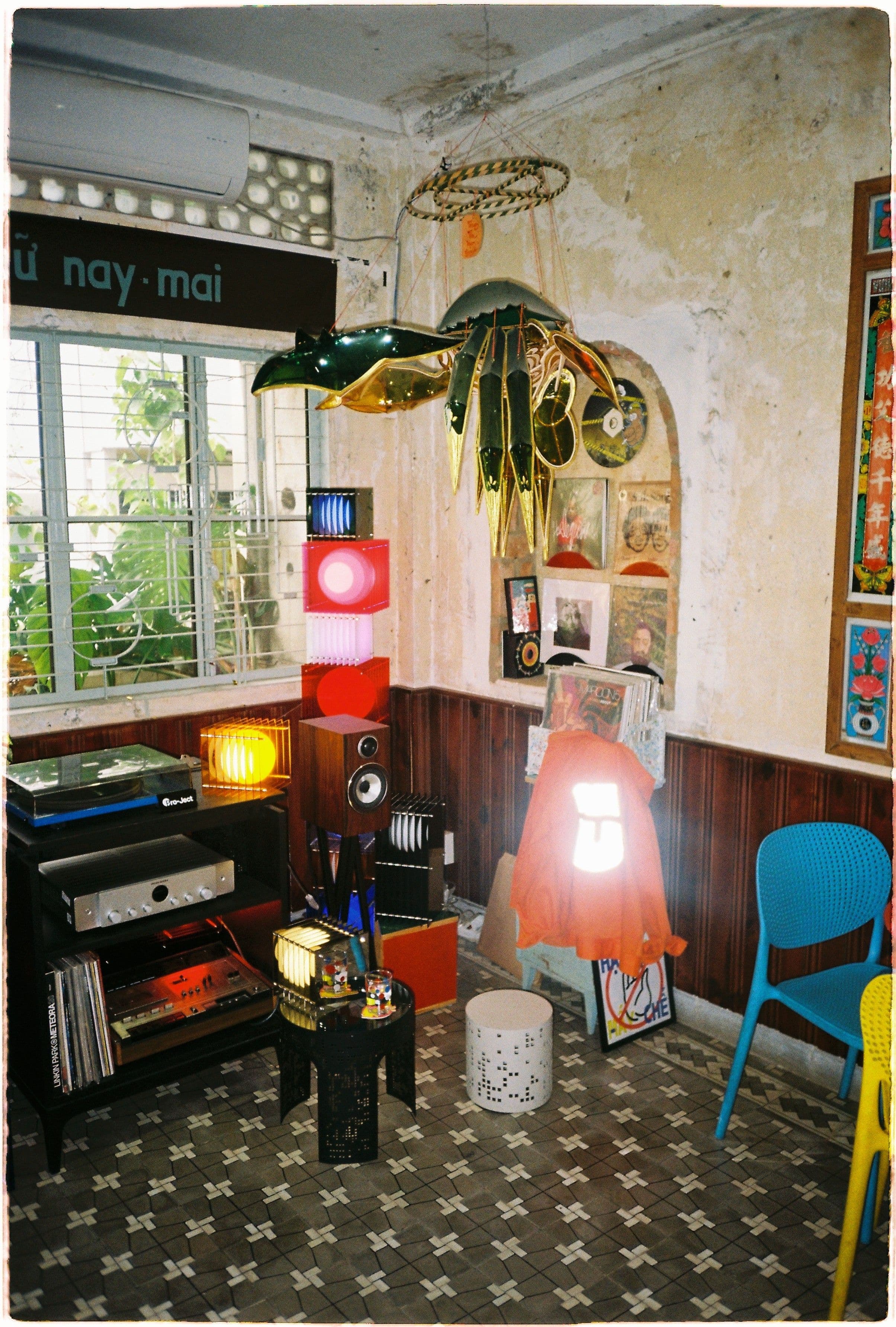 all of the bang lights at neo