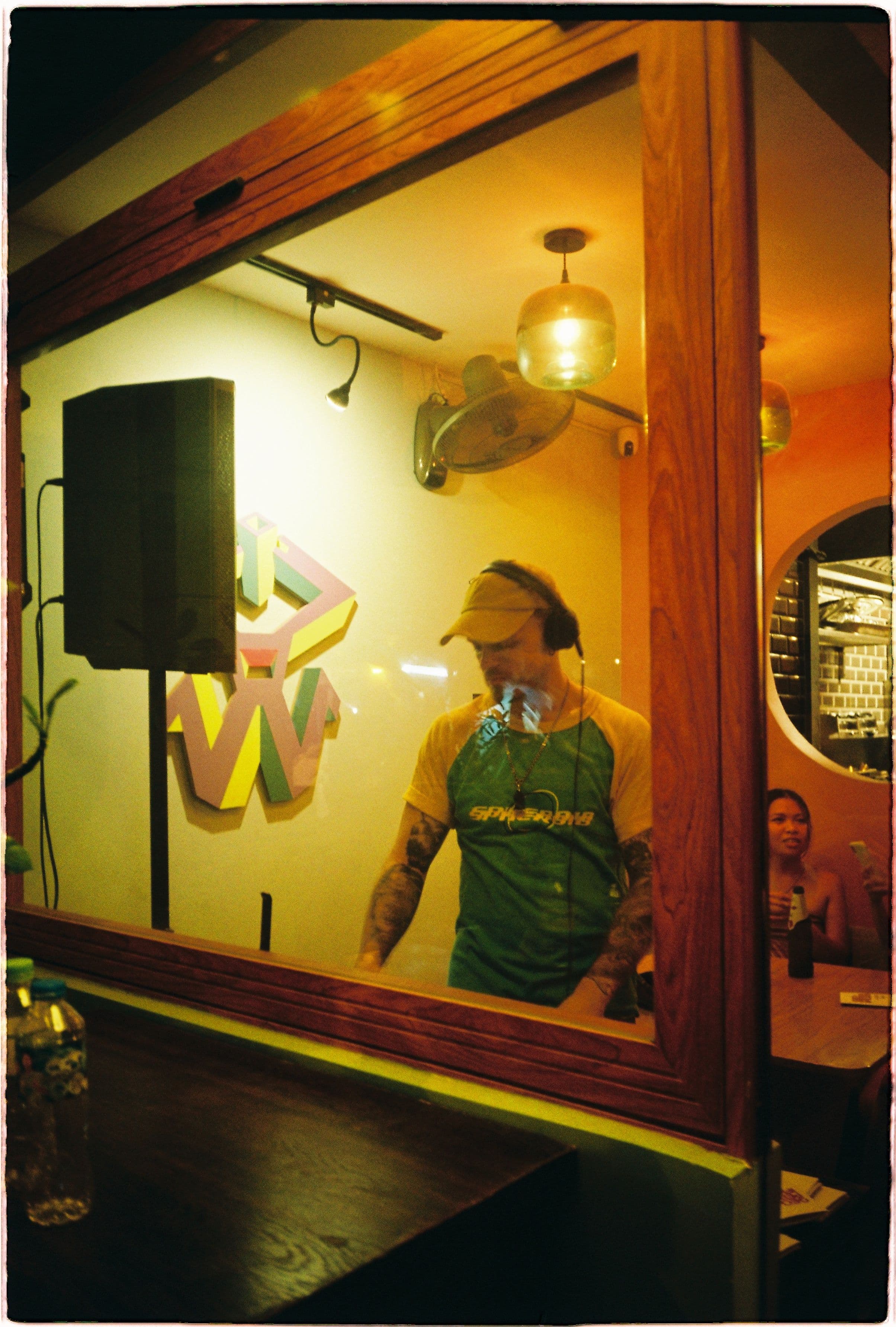 dj playing at oliuu restaurant 