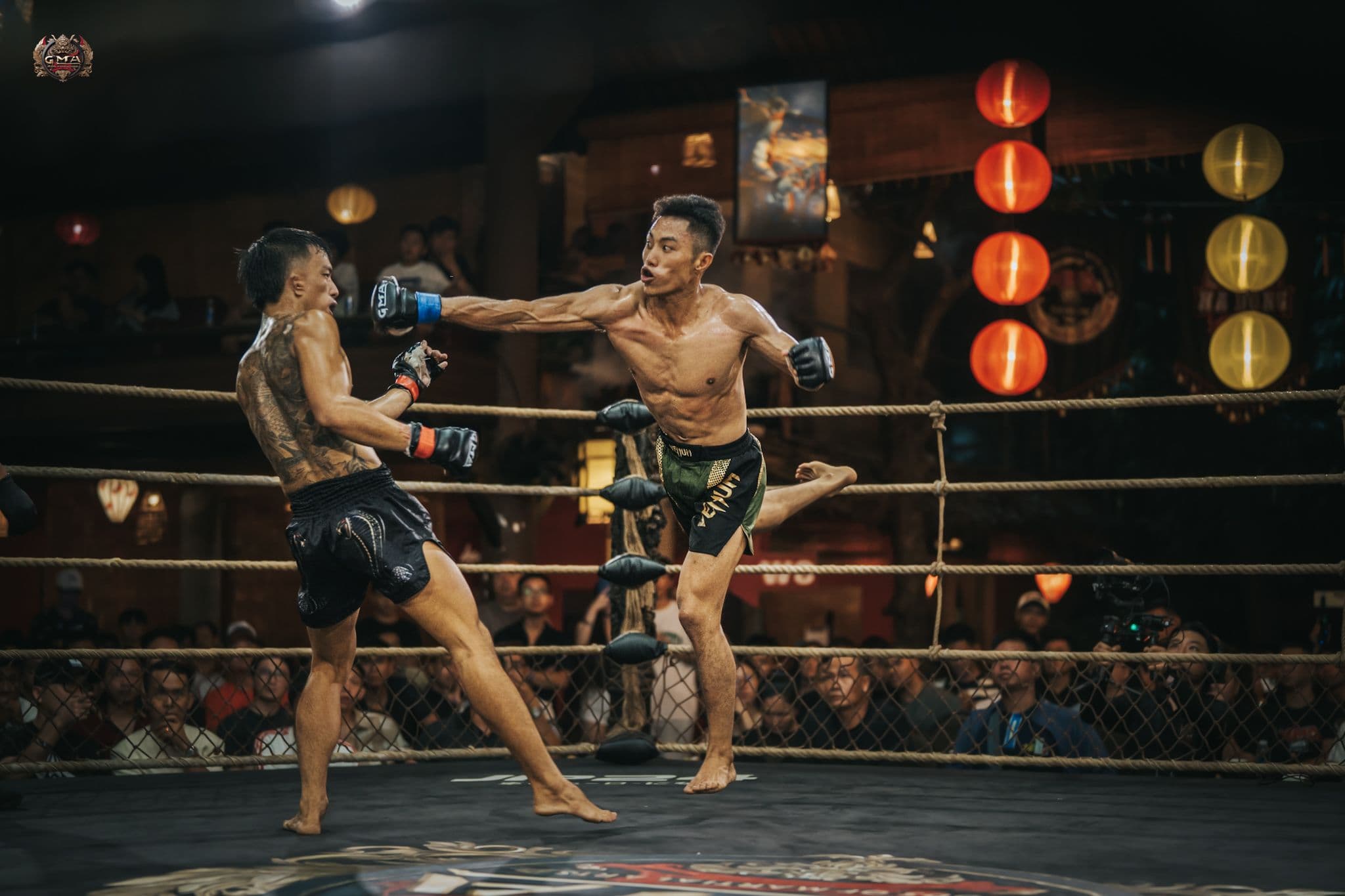 superman punch mma vietnam