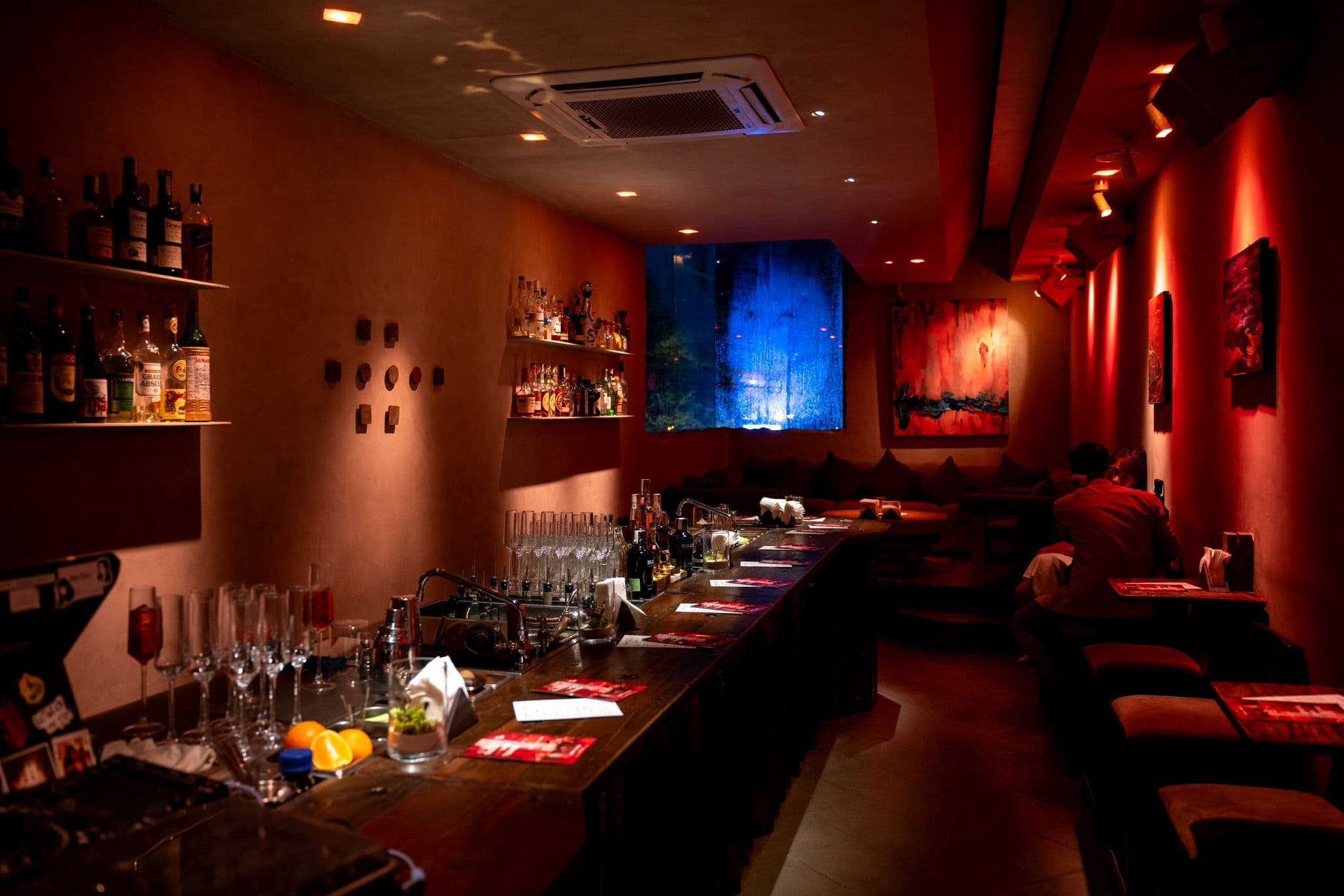 hybrid saigon cocktail bar HCMC Saigon Vietnam