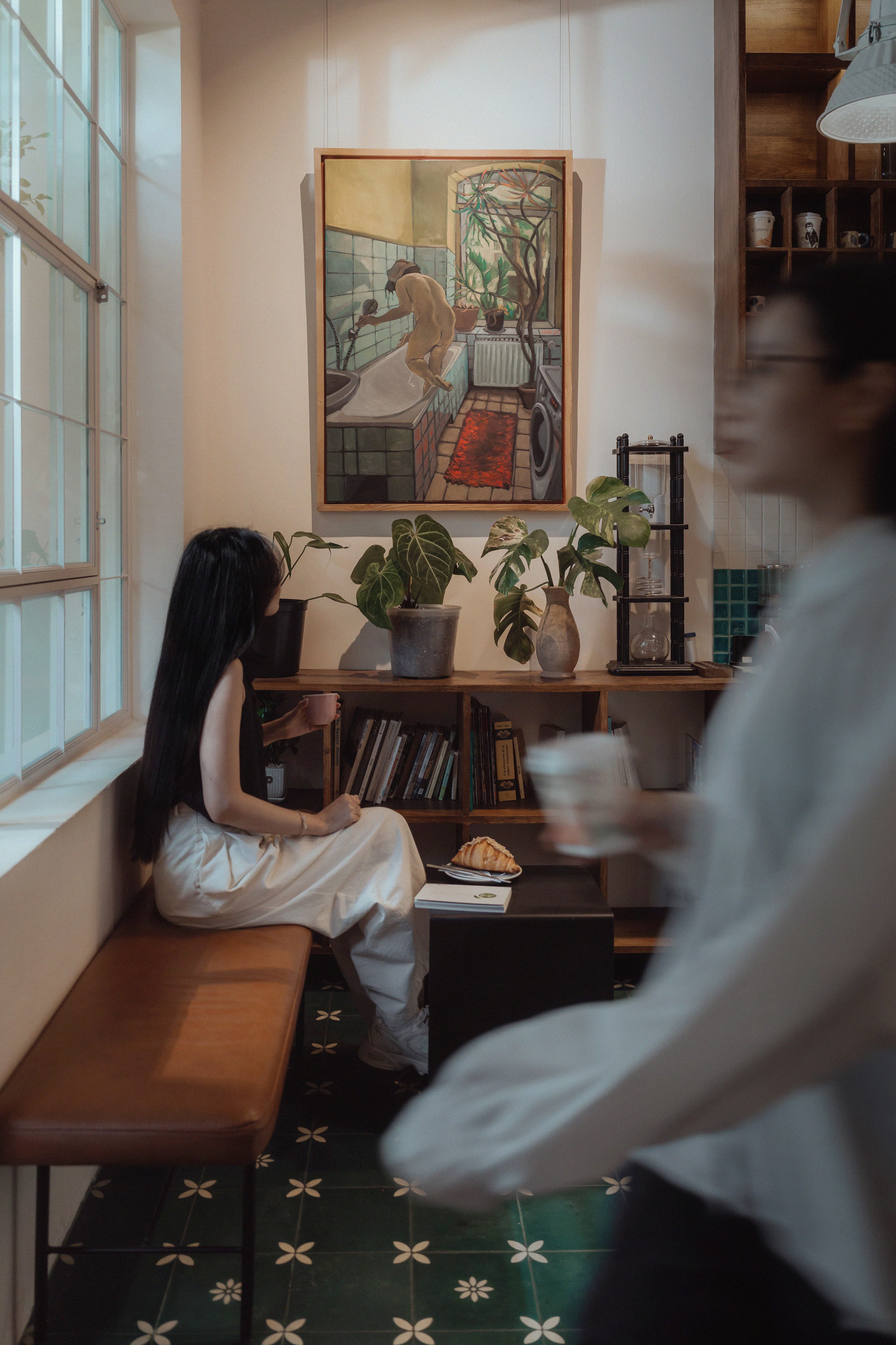 inside of 16 grams cafe 