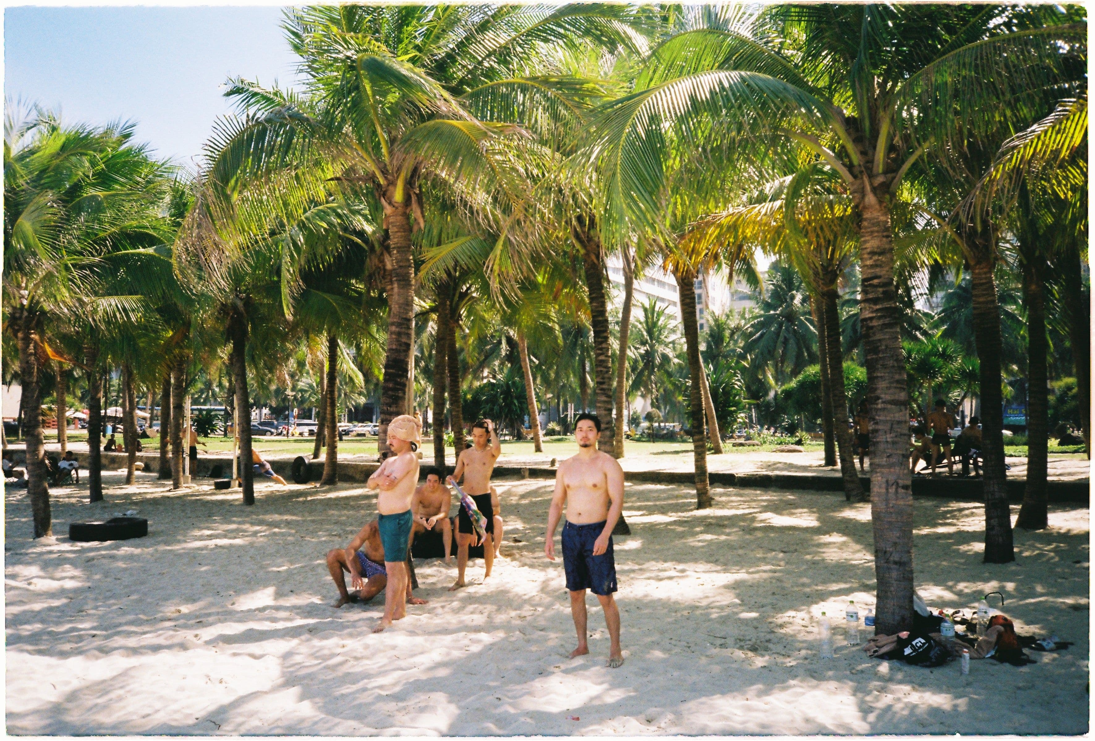boys on the beach in danang